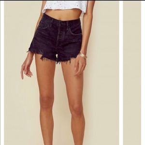 A Gold E’s Parker Short from Planet Blue